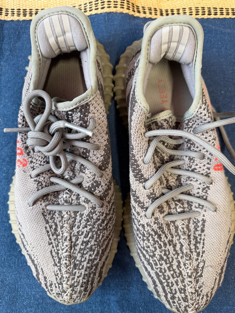 Yeezy - Picture 2 of 5